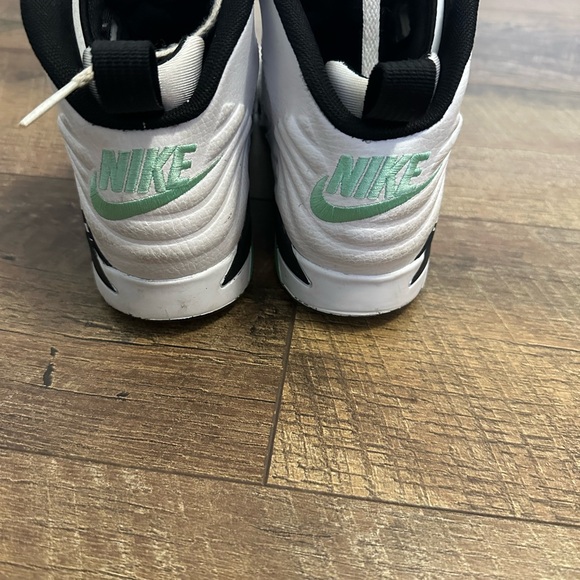 Jordan Kids White and Mint Sneakers - Picture 4 of 5
